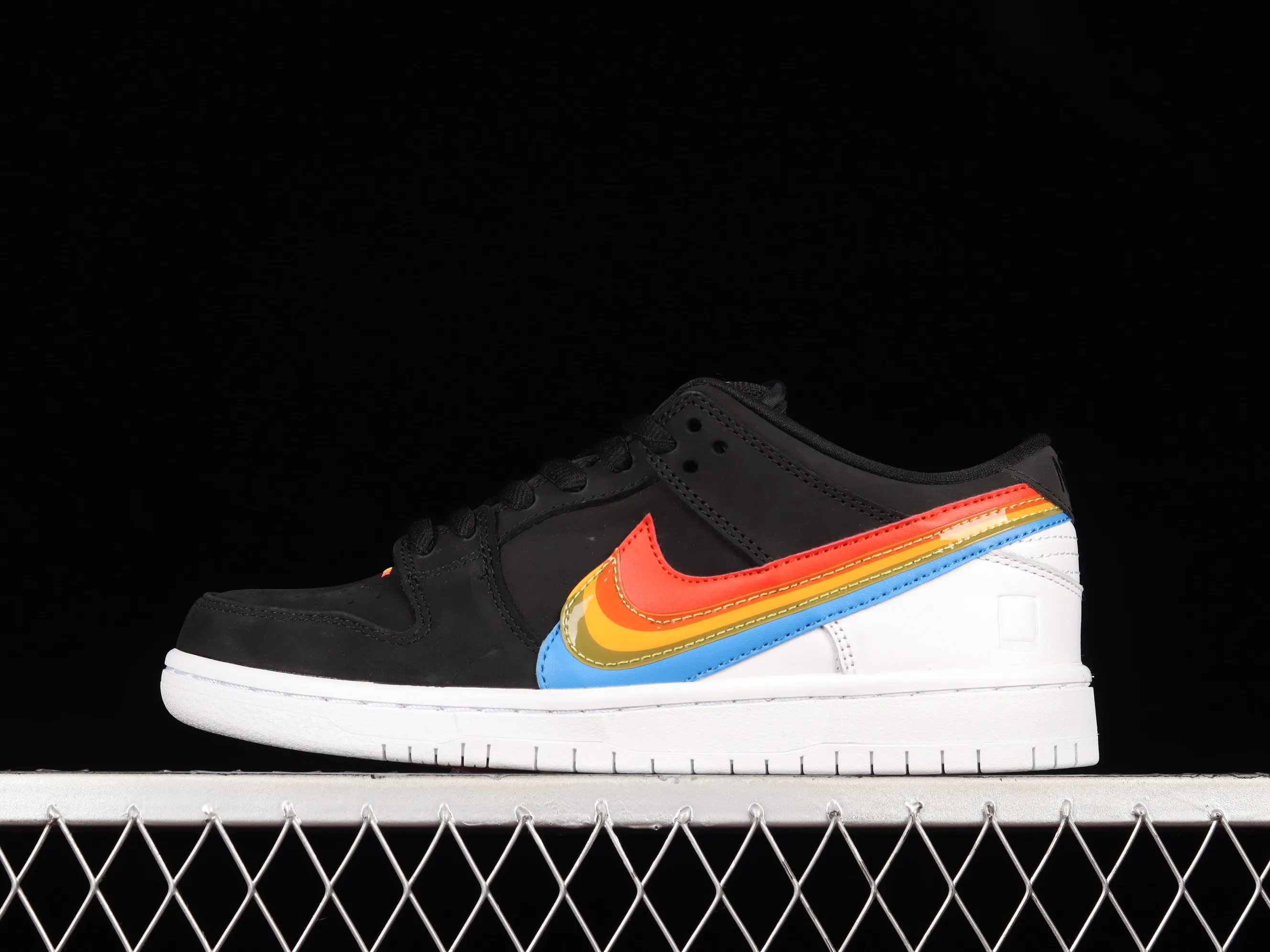 All Categories Nk SB Dunk Series Nk SB Dunk Low Low-top Sneakers J Version Polaroid x Nk SB Dunk Low Black Rainbow Polaroid Joint SB Retro Casual Sneakers DH7722-001